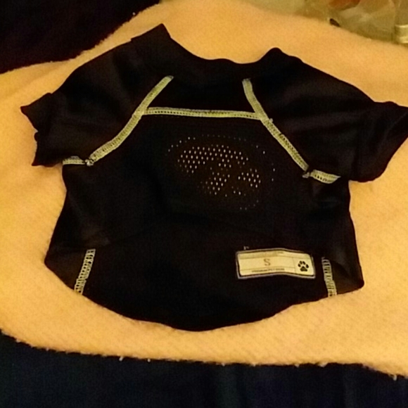 Hawkeyes Puppy Jersey - Picture 3 of 9